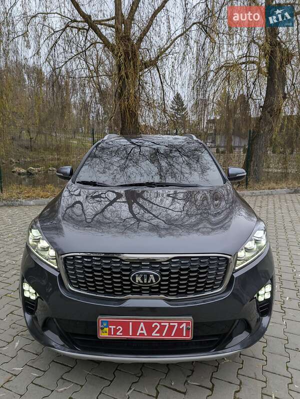 Внедорожник / Кроссовер Kia Sorento 2017 в Тернополе