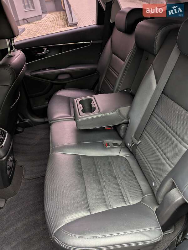 Внедорожник / Кроссовер Kia Sorento 2017 в Тернополе