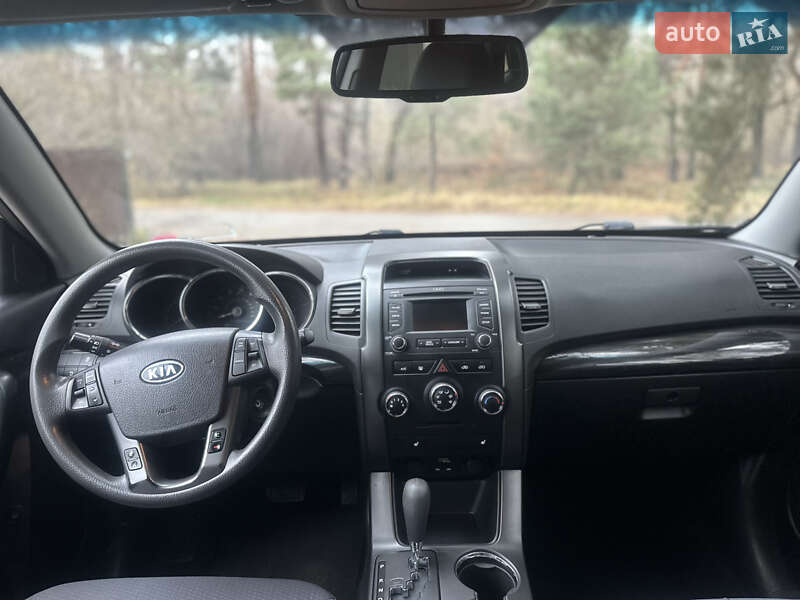 Позашляховик / Кросовер Kia Sorento 2012 в Києві