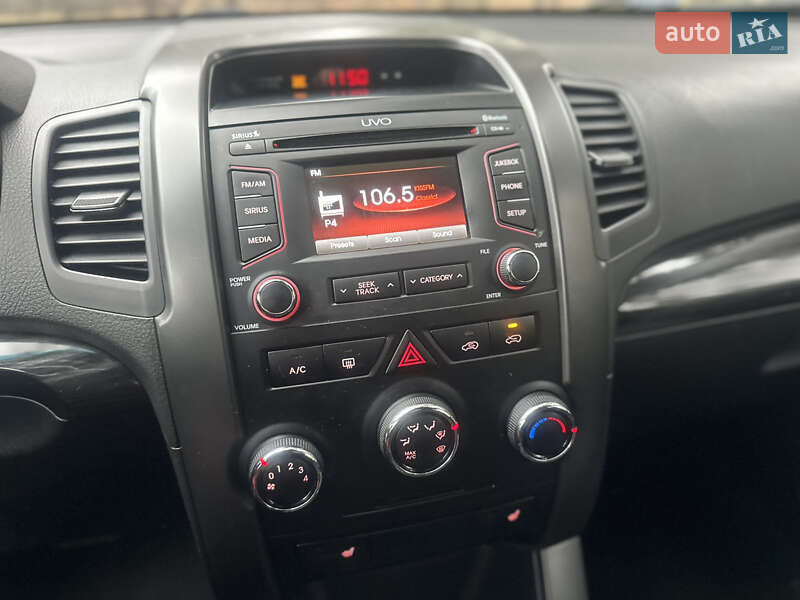 Позашляховик / Кросовер Kia Sorento 2012 в Києві