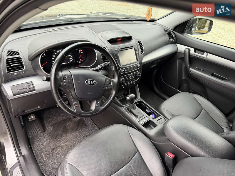 Внедорожник / Кроссовер Kia Sorento 2014 в Дубно фото 28 Внедорожник / Кроссовер Kia Sorento 2014 в Дубно