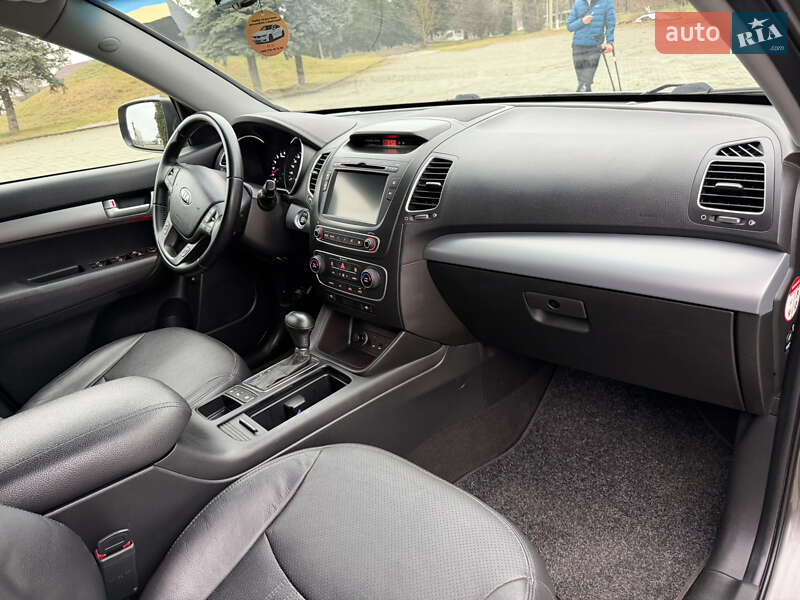 Внедорожник / Кроссовер Kia Sorento 2014 в Дубно фото 32 Внедорожник / Кроссовер Kia Sorento 2014 в Дубно