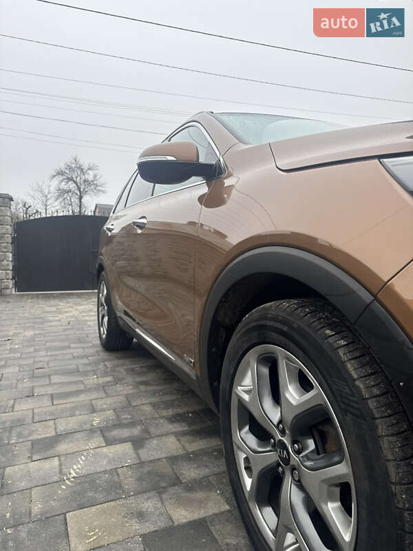 Позашляховик / Кросовер Kia Sorento 2015 в Рівному