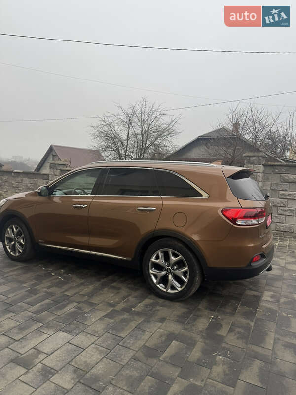 Позашляховик / Кросовер Kia Sorento 2015 в Рівному