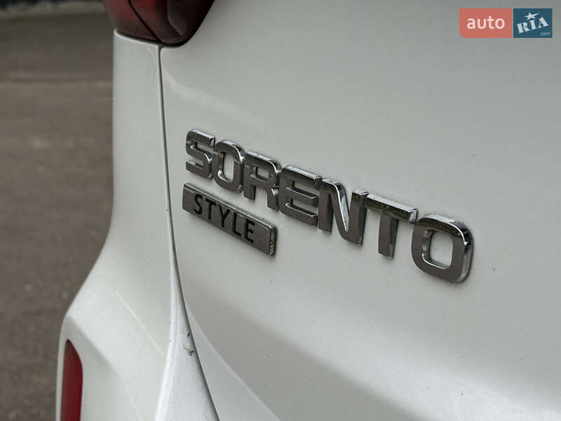 Внедорожник / Кроссовер Kia Sorento 2015 в Ровно фото 32 Внедорожник / Кроссовер Kia Sorento 2015 в Ровно