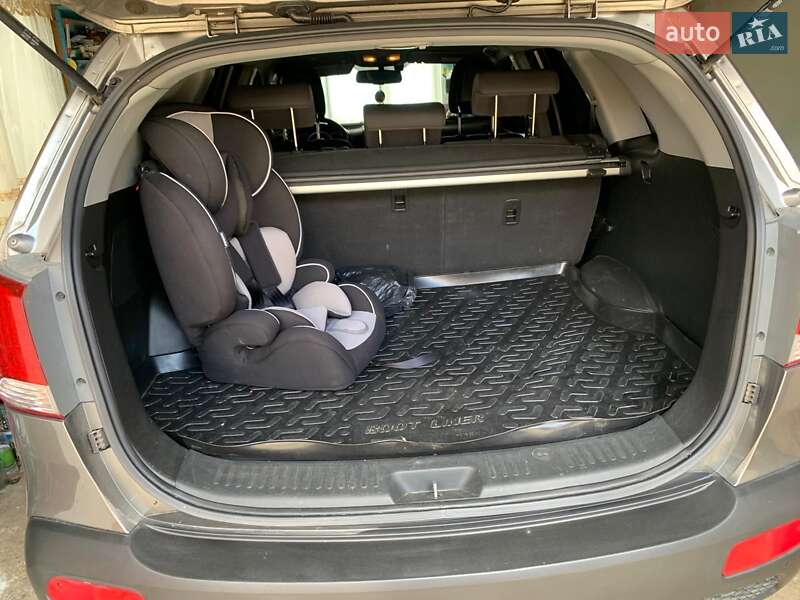 Внедорожник / Кроссовер Kia Sorento 2010 в Львове