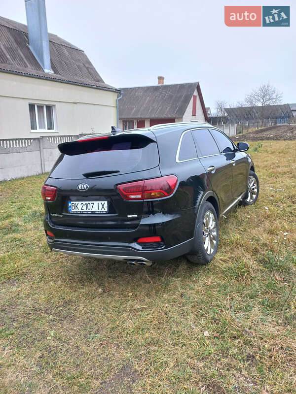 Внедорожник / Кроссовер Kia Sorento 2017 в Ровно фото 2 Внедорожник / Кроссовер Kia Sorento 2017 в Ровно
