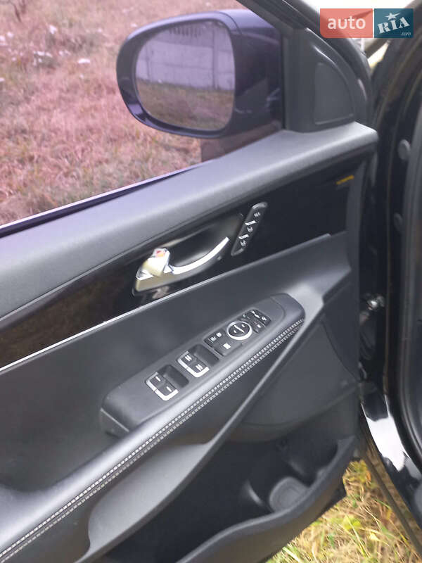 Внедорожник / Кроссовер Kia Sorento 2017 в Ровно фото 17 Внедорожник / Кроссовер Kia Sorento 2017 в Ровно