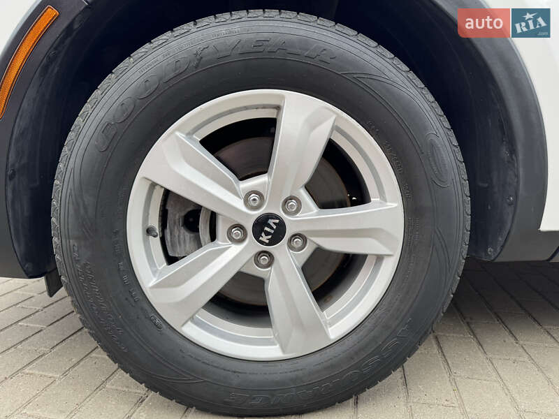 Позашляховик / Кросовер Kia Sorento 2021 в Володимирі