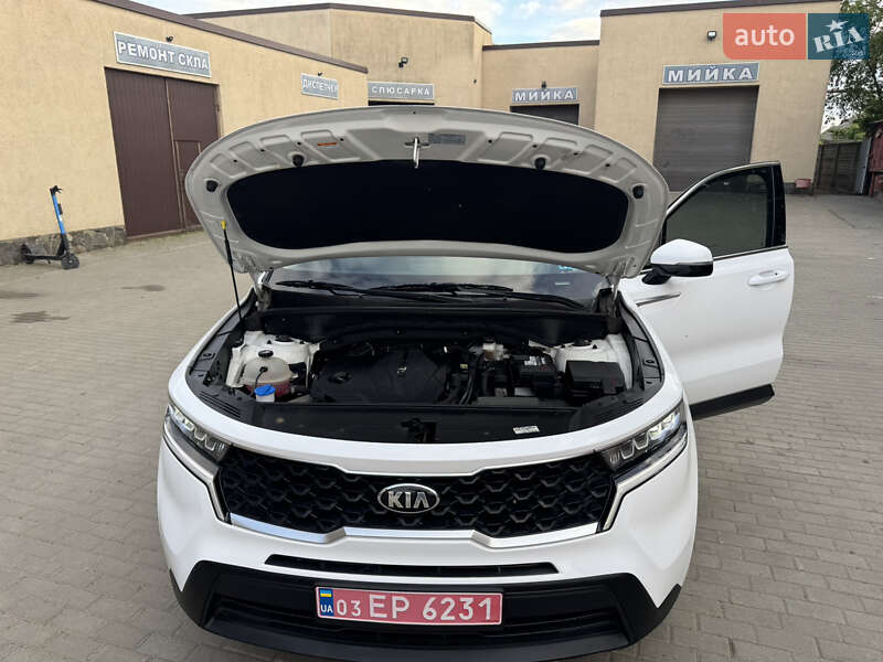 Позашляховик / Кросовер Kia Sorento 2021 в Володимирі