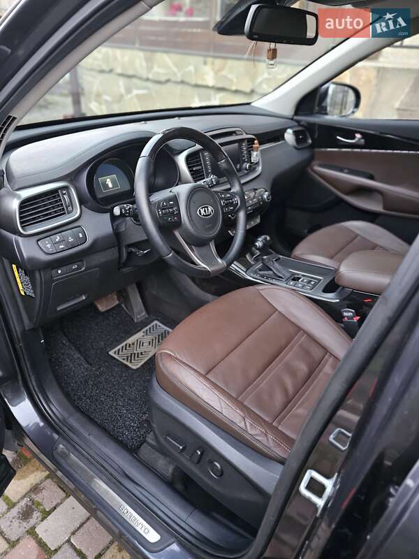 Внедорожник / Кроссовер Kia Sorento 2014 в Остроге