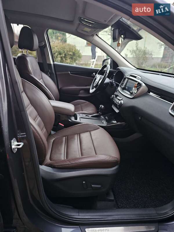 Внедорожник / Кроссовер Kia Sorento 2014 в Остроге