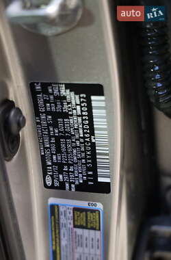 Позашляховик / Кросовер Kia Sorento 2012 в Луцьку