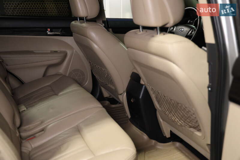 Позашляховик / Кросовер Kia Sorento 2012 в Луцьку