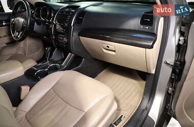 Позашляховик / Кросовер Kia Sorento 2012 в Луцьку