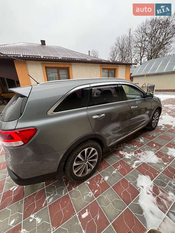 Позашляховик / Кросовер Kia Sorento 2016 в Тернополі