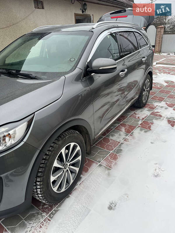 Позашляховик / Кросовер Kia Sorento 2016 в Тернополі