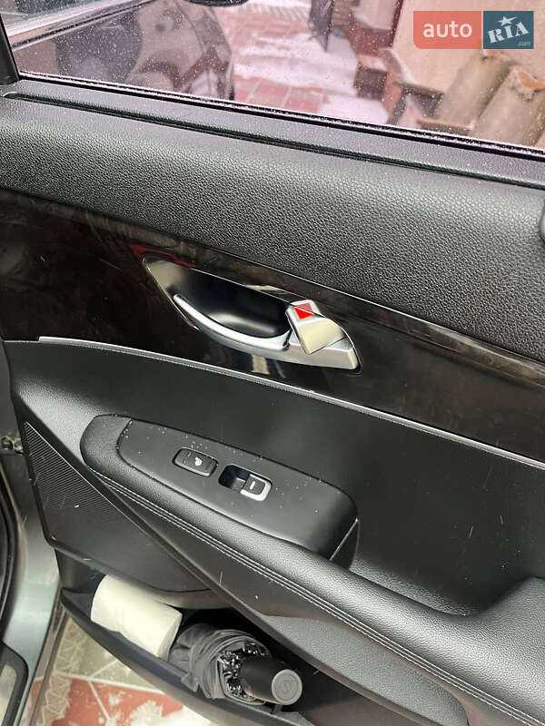 Позашляховик / Кросовер Kia Sorento 2016 в Тернополі