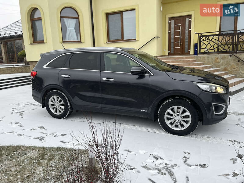 Позашляховик / Кросовер Kia Sorento 2016 в Львові