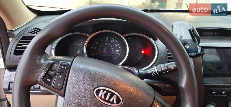 Позашляховик / Кросовер Kia Sorento 2012 в Чорткові