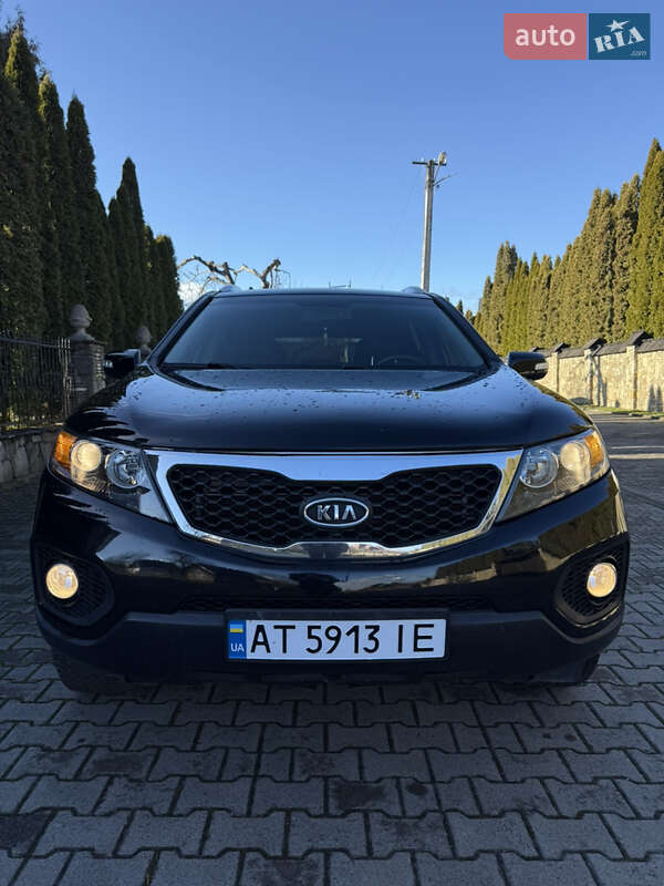 Позашляховик / Кросовер Kia Sorento 2011 в Надвірній