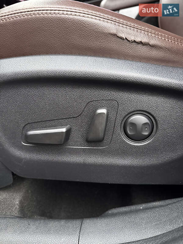 Позашляховик / Кросовер Kia Sorento 2016 в Луцьку