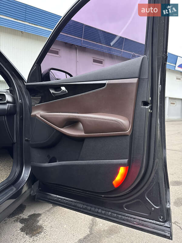 Позашляховик / Кросовер Kia Sorento 2016 в Луцьку