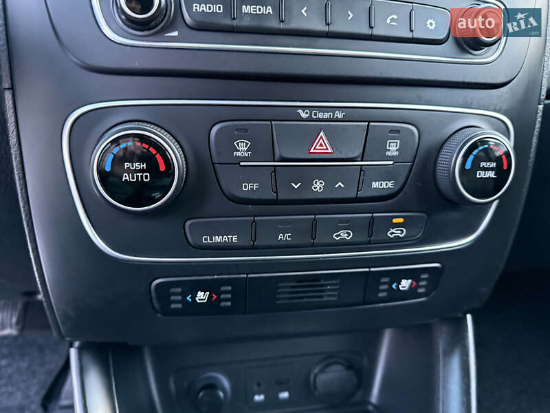 Позашляховик / Кросовер Kia Sorento 2014 в Коломиї фото 38 Позашляховик / Кросовер Kia Sorento 2014 в Коломиї