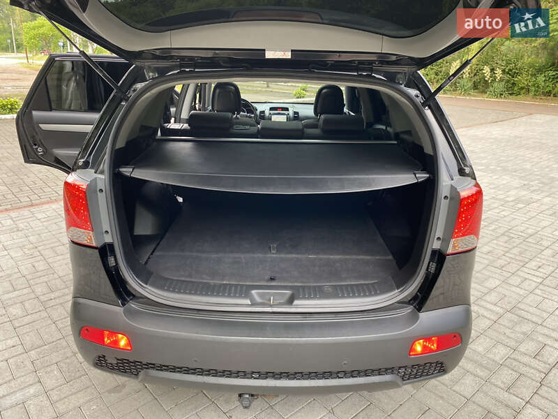 Внедорожник / Кроссовер Kia Sorento 2011 в Дрогобыче фото 46 Внедорожник / Кроссовер Kia Sorento 2011 в Дрогобыче