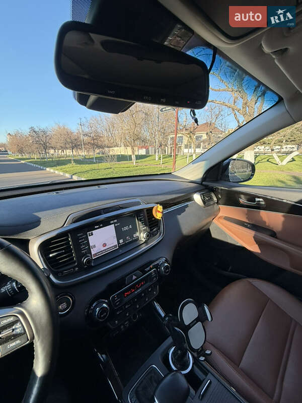 Внедорожник / Кроссовер Kia Sorento 2017 в Одессе фото 51 Внедорожник / Кроссовер Kia Sorento 2017 в Одессе