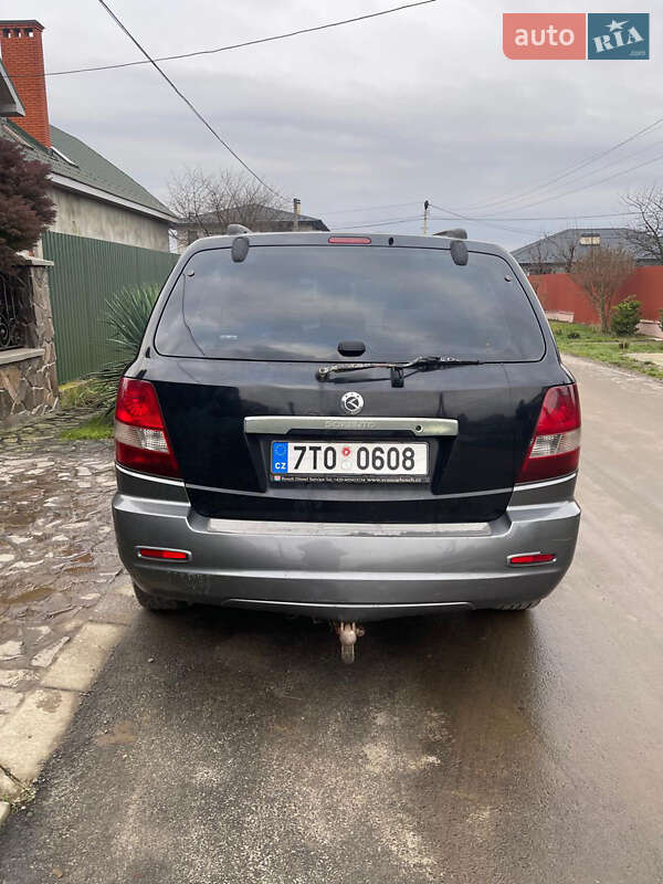 Внедорожник / Кроссовер Kia Sorento 2004 в Днепре