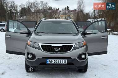 Позашляховик / Кросовер Kia Sorento 2010 в Звягелі