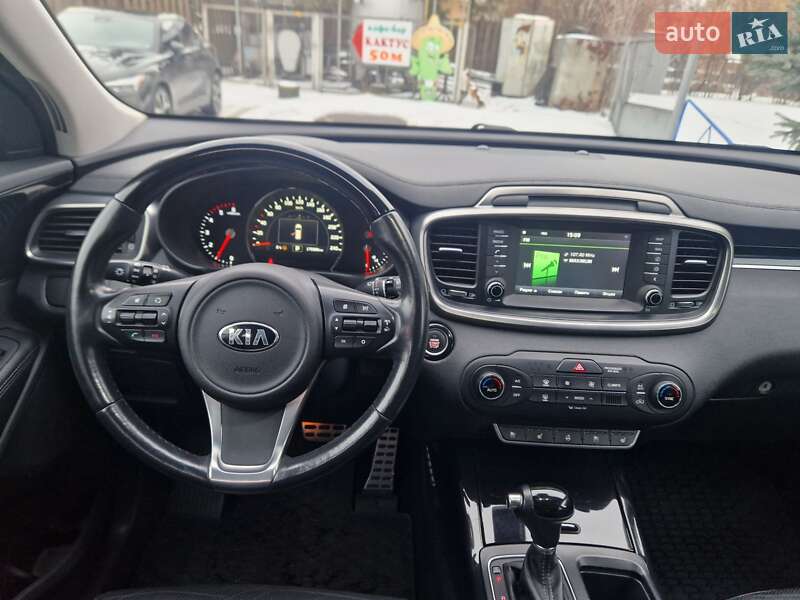 Внедорожник / Кроссовер Kia Sorento 2016 в Виннице