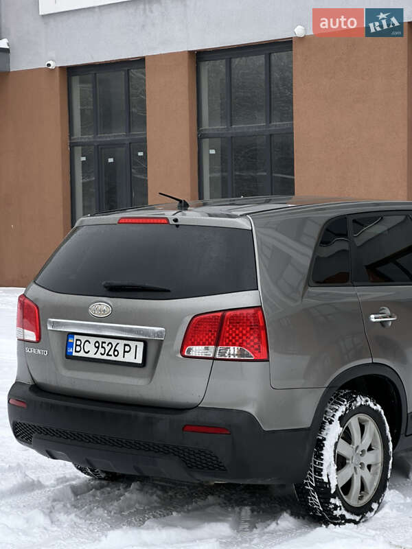 Внедорожник / Кроссовер Kia Sorento 2011 в Львове