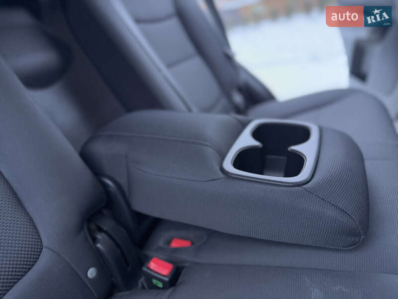 Внедорожник / Кроссовер Kia Sorento 2009 в Межгорье