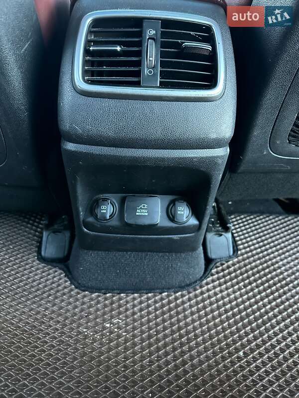 Внедорожник / Кроссовер Kia Sorento 2016 в Киеве