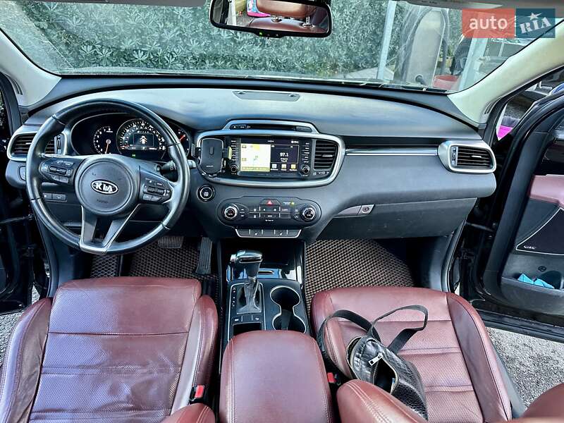 Внедорожник / Кроссовер Kia Sorento 2016 в Киеве