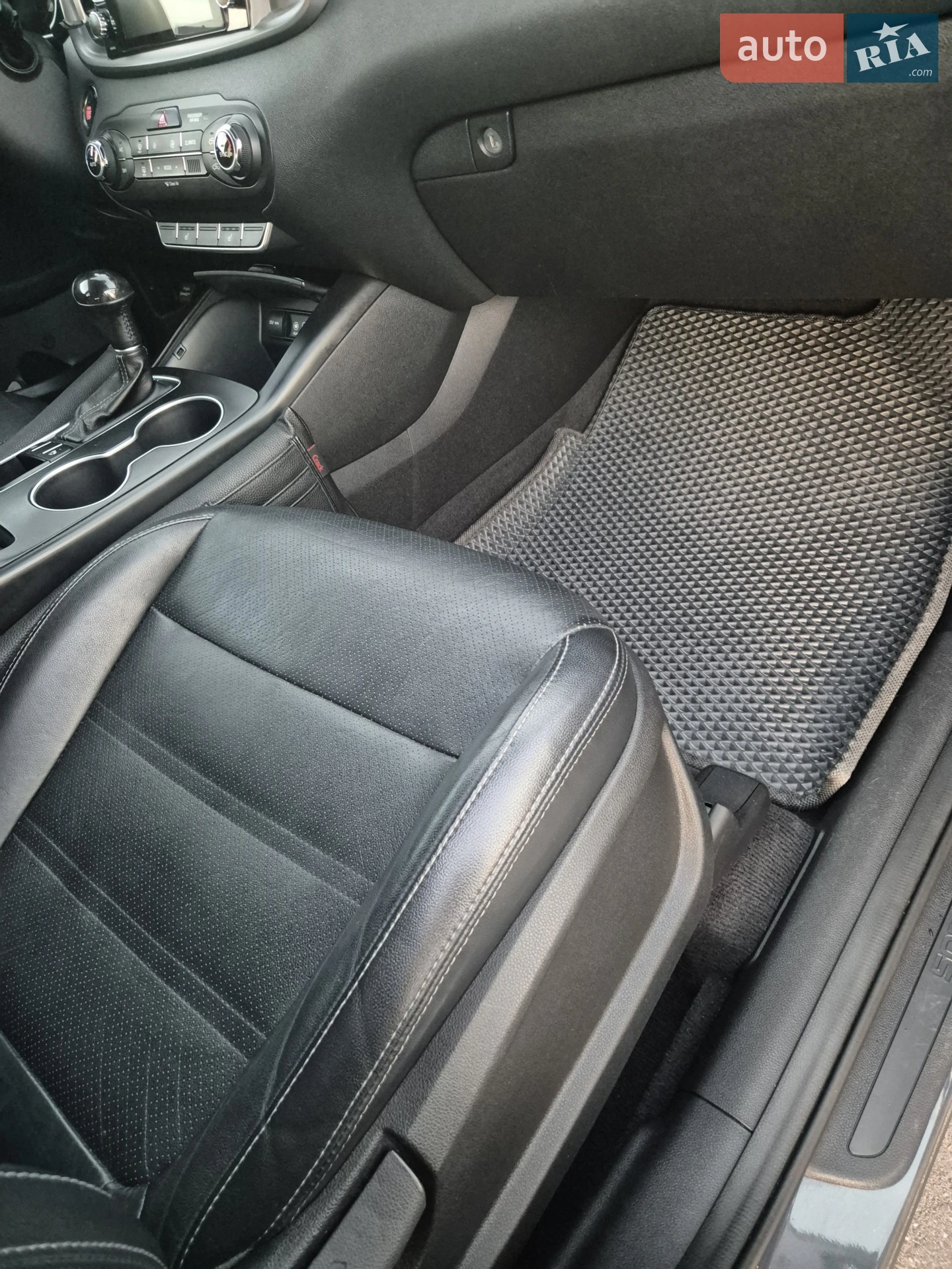 2016 Kia Sorento - мініатюра 14