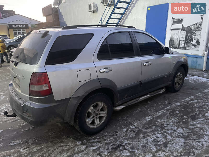 Внедорожник / Кроссовер Kia Sorento 2004 в Сумах