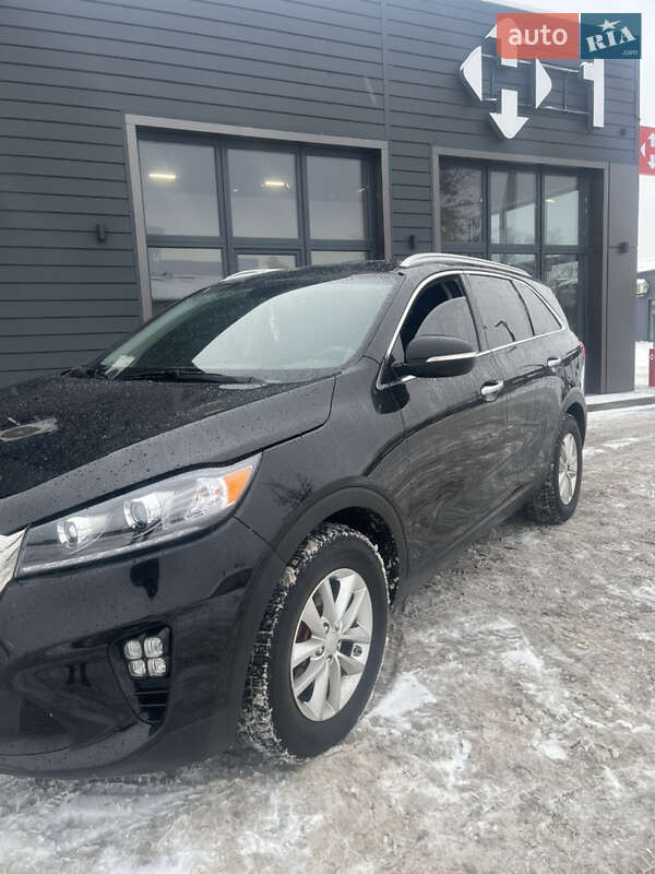 Внедорожник / Кроссовер Kia Sorento 2015 в Ивано-Франковске