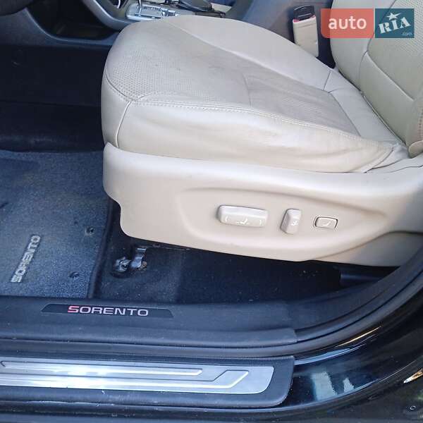Внедорожник / Кроссовер Kia Sorento 2012 в Ивано-Франковске