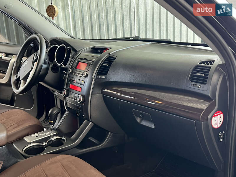 Внедорожник / Кроссовер Kia Sorento 2010 в Дрогобыче