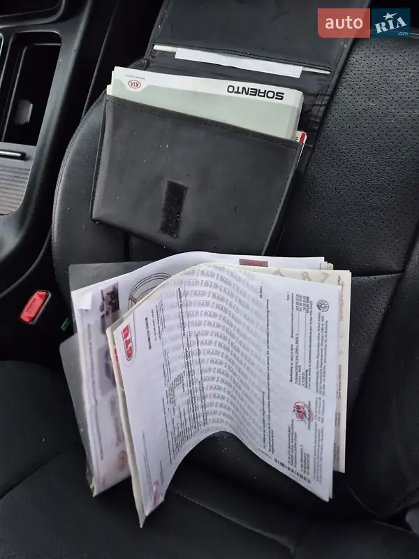 Позашляховик / Кросовер Kia Sorento 2014 в Стрию документ