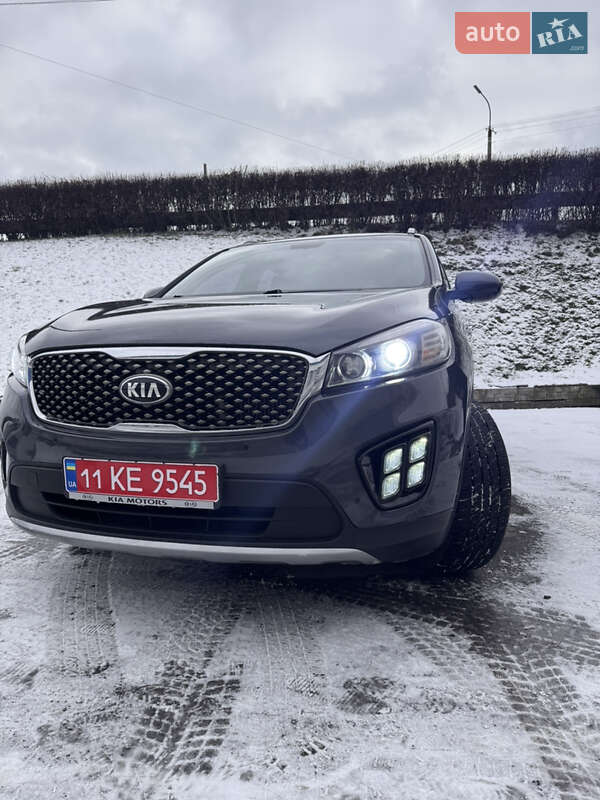 Внедорожник / Кроссовер Kia Sorento 2016 в Луцке