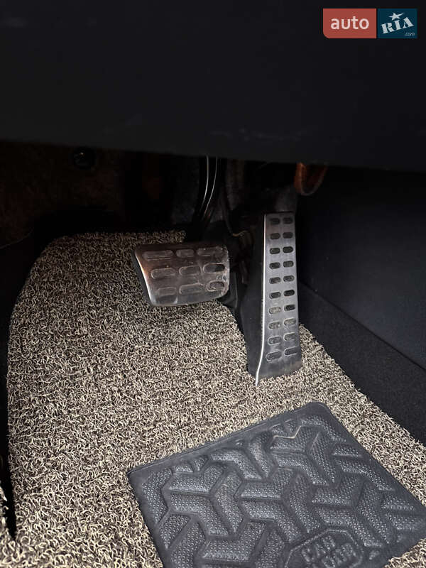 Внедорожник / Кроссовер Kia Sorento 2016 в Луцке