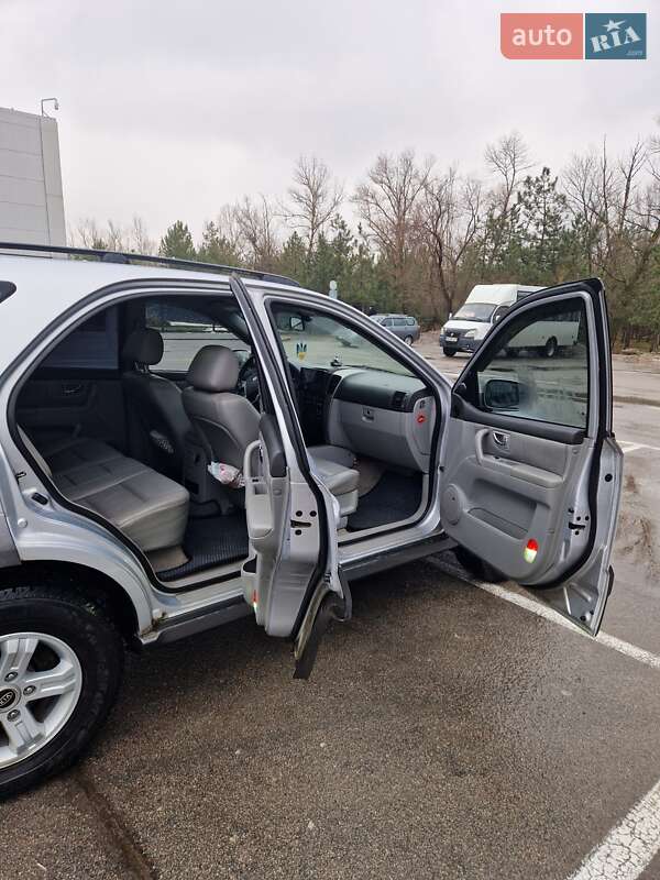 Внедорожник / Кроссовер Kia Sorento 2005 в Запорожье фото 8 Внедорожник / Кроссовер Kia Sorento 2005 в Запорожье