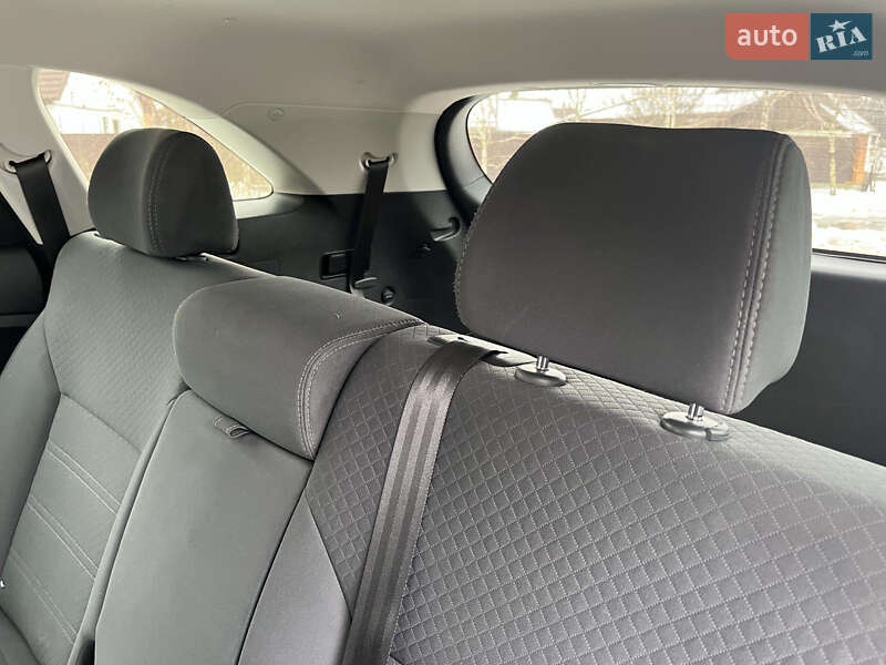 Внедорожник / Кроссовер Kia Sorento 2016 в Шепетовке фото 8 Внедорожник / Кроссовер Kia Sorento 2016 в Шепетовке