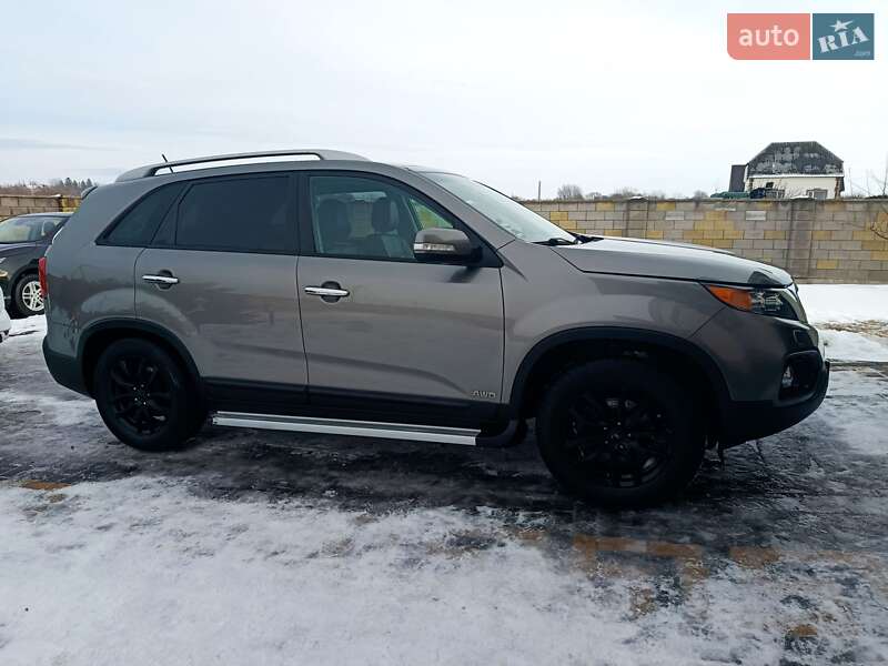 Внедорожник / Кроссовер Kia Sorento 2011 в Луцке