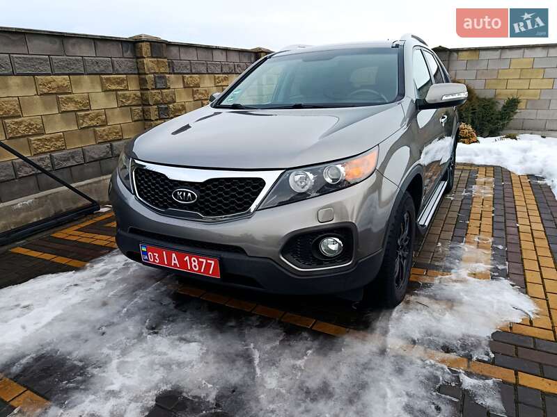 Внедорожник / Кроссовер Kia Sorento 2011 в Луцке
