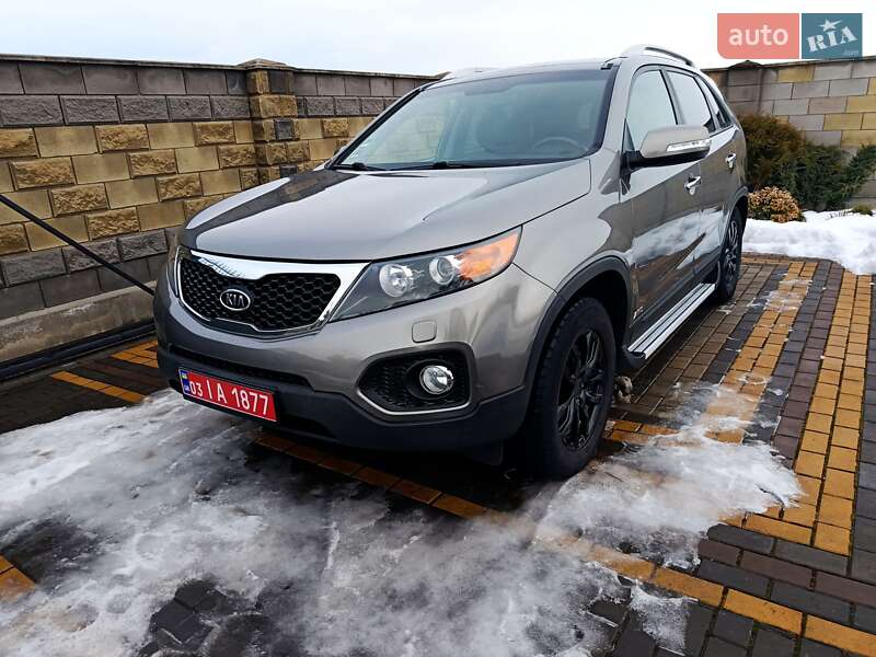 Внедорожник / Кроссовер Kia Sorento 2011 в Луцке